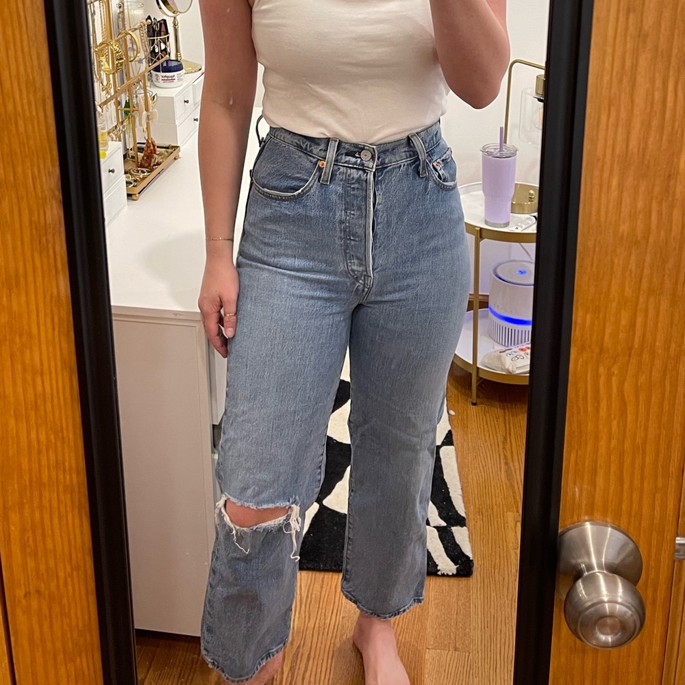 Ribcage straight Levi’s premium denim jeans